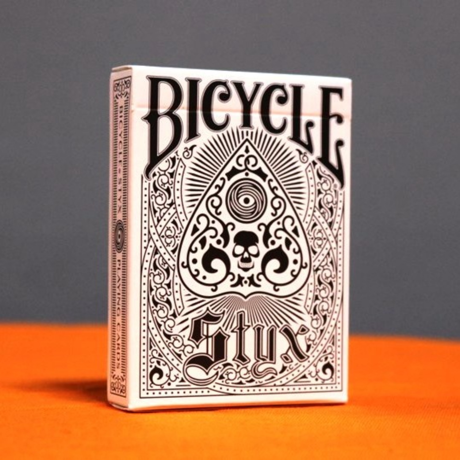 바이시클 스틱스덱 Bicycle Styx Playing Cards (White)  (partyn)